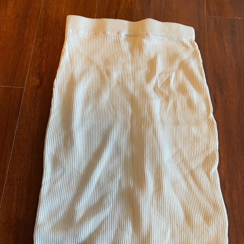 Vintage Express Cream Ribbed Skirt
